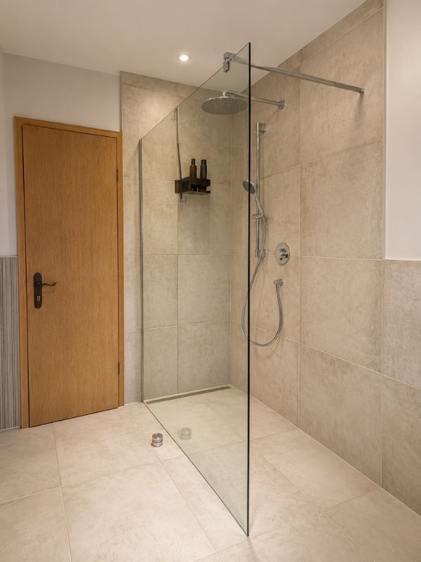 Fliesenleger f&uuml;r ihre Dusche Paderborn