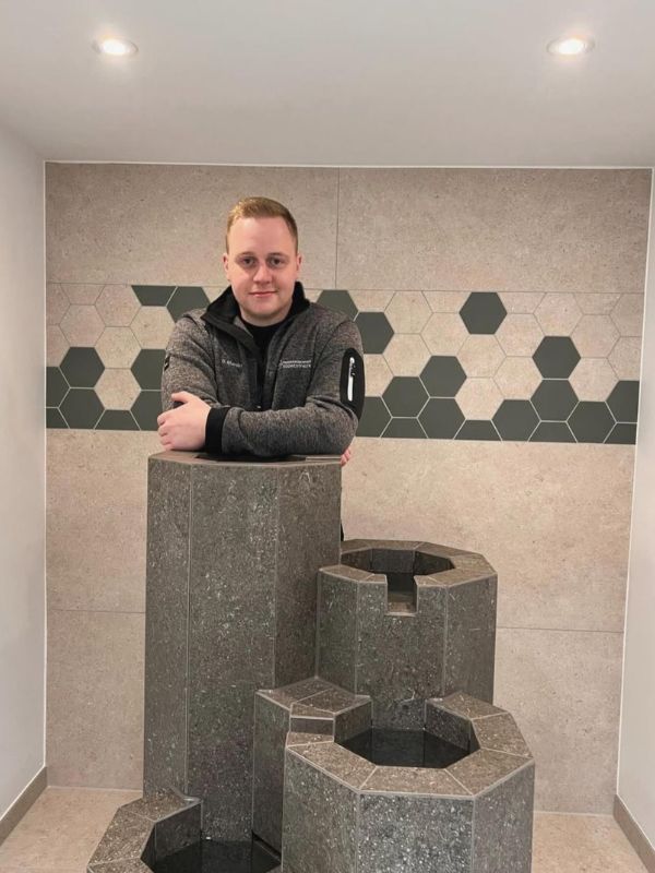 Fliesenlegermeister f&uuml;r ihr Bad - Dennis Mandel Paderborn